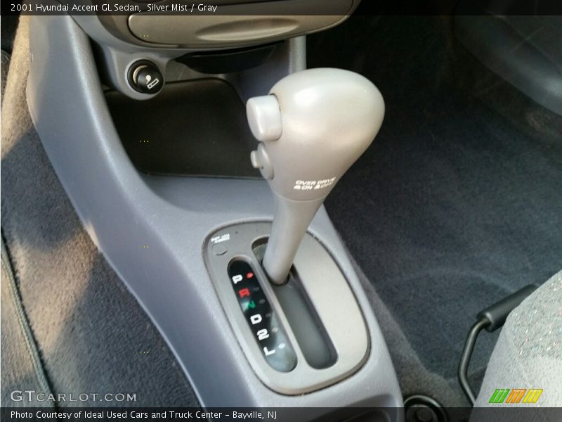Silver Mist / Gray 2001 Hyundai Accent GL Sedan