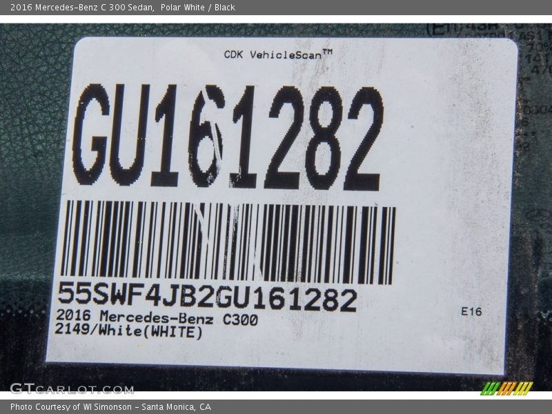 Polar White / Black 2016 Mercedes-Benz C 300 Sedan