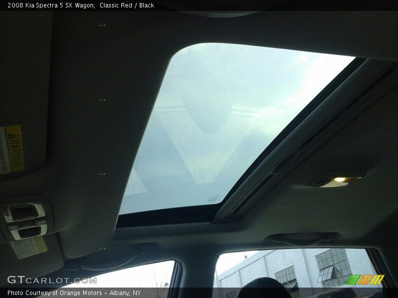 Classic Red / Black 2008 Kia Spectra 5 SX Wagon