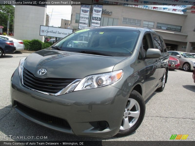 Cypress Green Pearl / Bisque 2013 Toyota Sienna LE