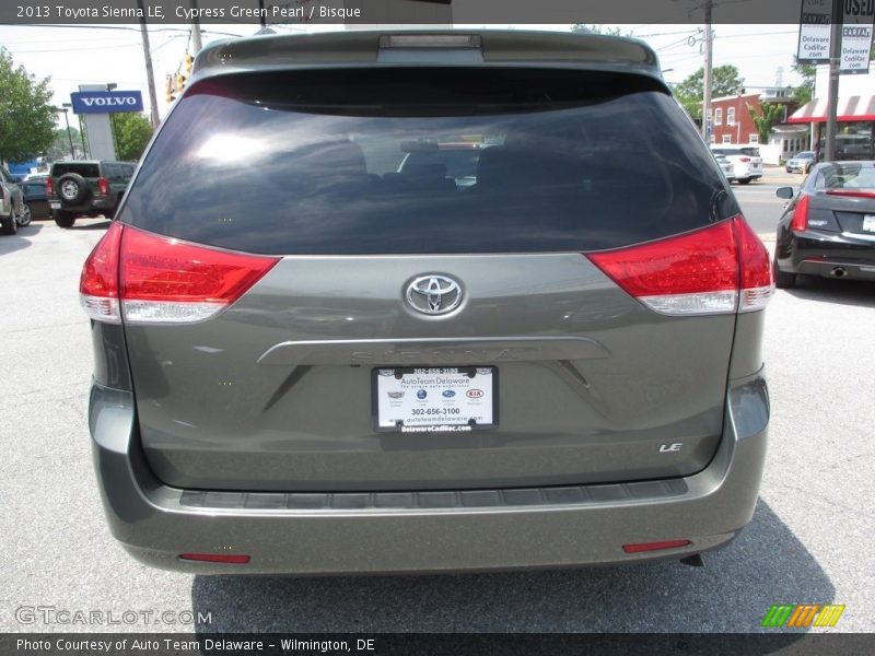 Cypress Green Pearl / Bisque 2013 Toyota Sienna LE