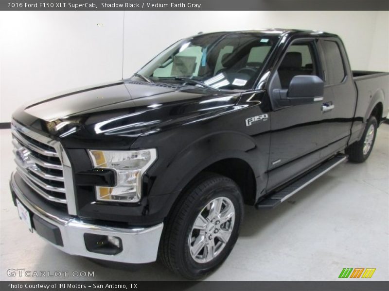 Shadow Black / Medium Earth Gray 2016 Ford F150 XLT SuperCab