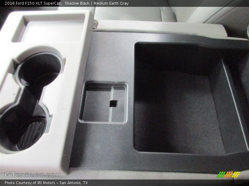 Shadow Black / Medium Earth Gray 2016 Ford F150 XLT SuperCab