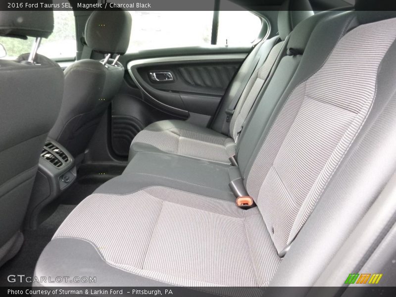 Magnetic / Charcoal Black 2016 Ford Taurus SEL