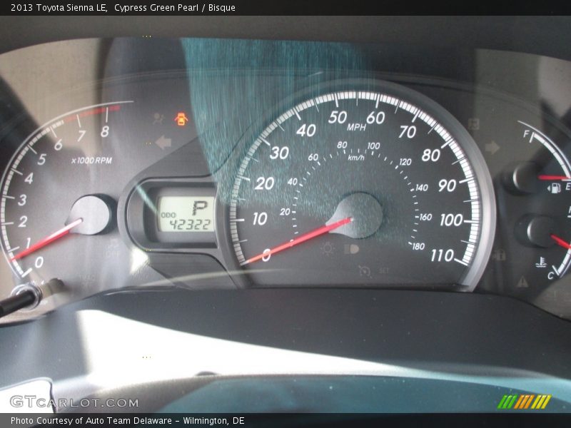 Cypress Green Pearl / Bisque 2013 Toyota Sienna LE