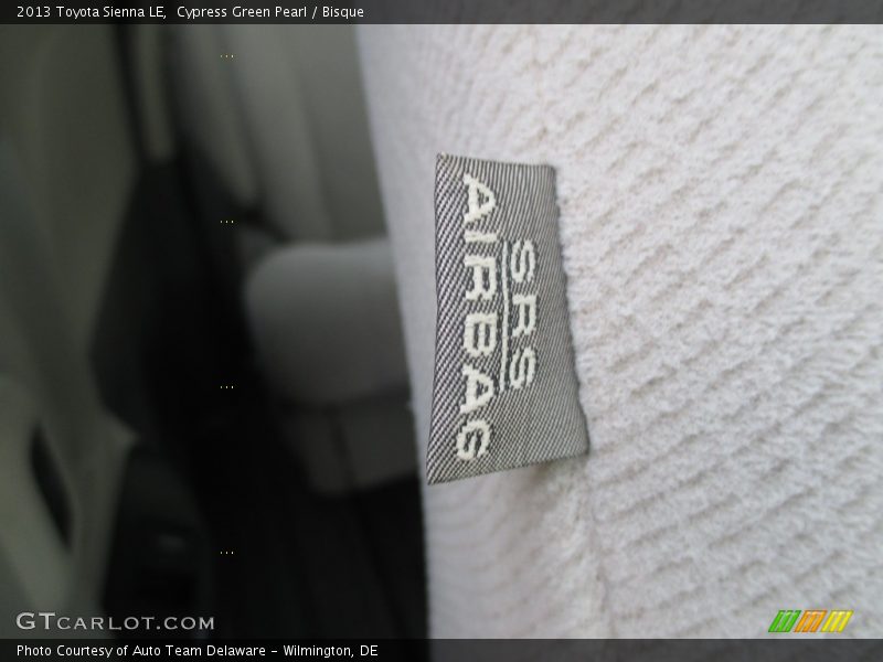Cypress Green Pearl / Bisque 2013 Toyota Sienna LE