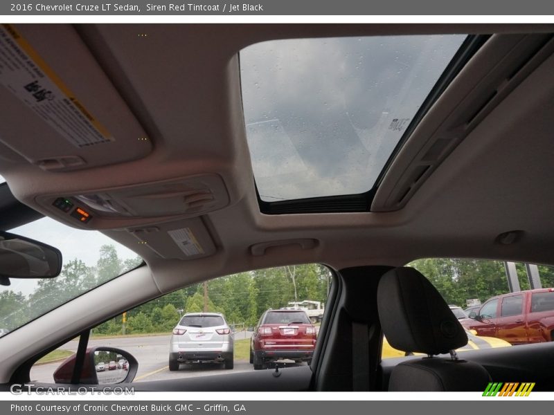 Siren Red Tintcoat / Jet Black 2016 Chevrolet Cruze LT Sedan