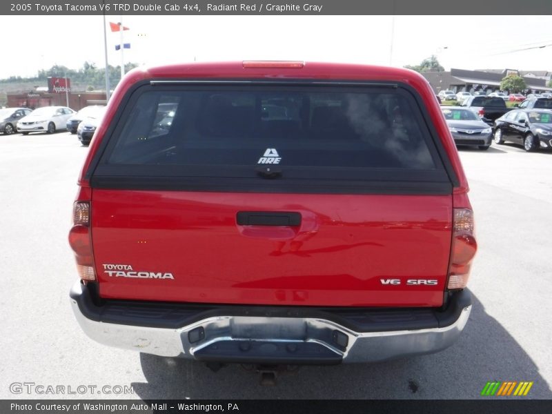 Radiant Red / Graphite Gray 2005 Toyota Tacoma V6 TRD Double Cab 4x4