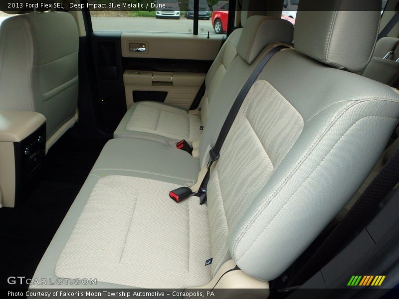Deep Impact Blue Metallic / Dune 2013 Ford Flex SEL