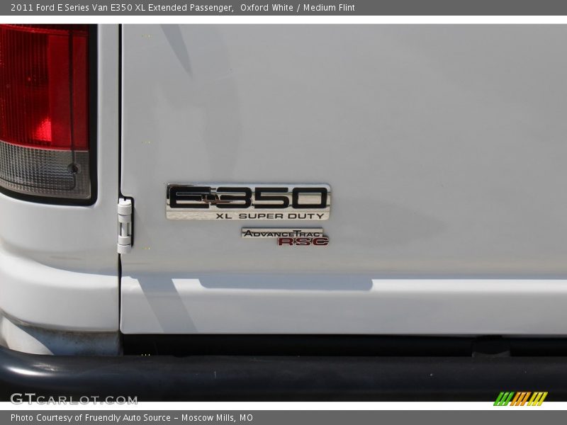 Oxford White / Medium Flint 2011 Ford E Series Van E350 XL Extended Passenger