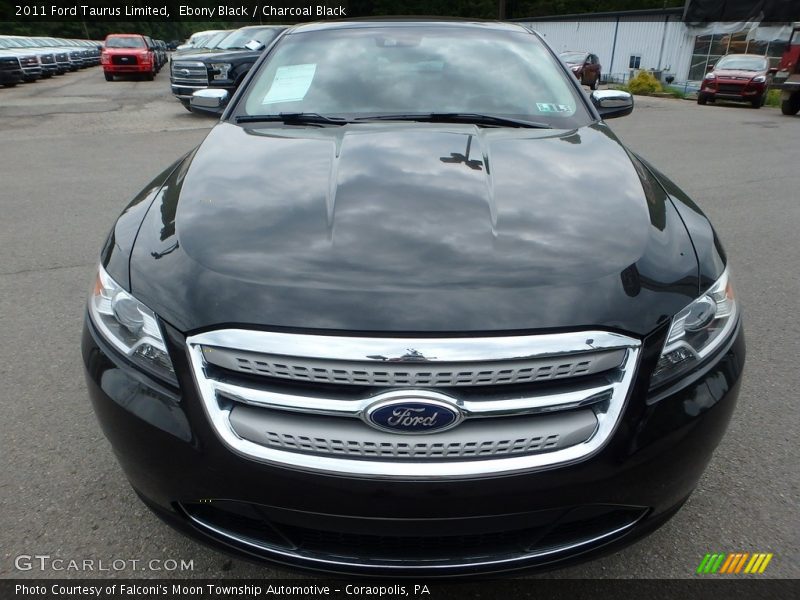 Ebony Black / Charcoal Black 2011 Ford Taurus Limited
