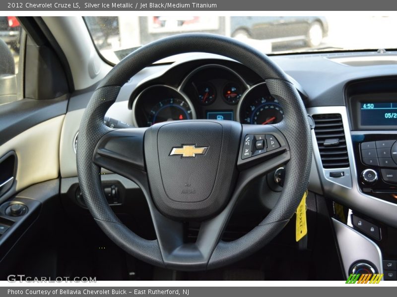 Silver Ice Metallic / Jet Black/Medium Titanium 2012 Chevrolet Cruze LS