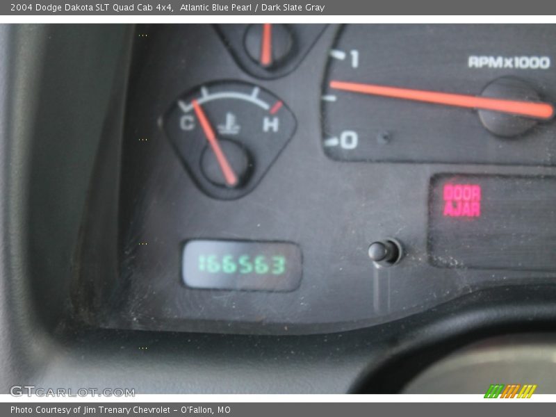 Atlantic Blue Pearl / Dark Slate Gray 2004 Dodge Dakota SLT Quad Cab 4x4