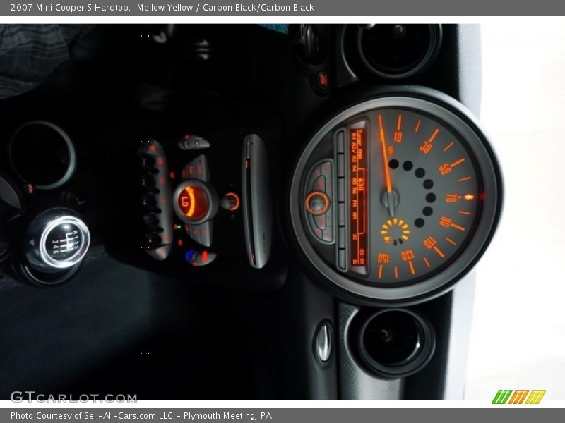 Mellow Yellow / Carbon Black/Carbon Black 2007 Mini Cooper S Hardtop