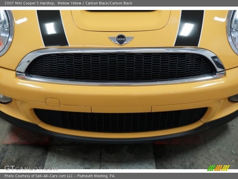 Mellow Yellow / Carbon Black/Carbon Black 2007 Mini Cooper S Hardtop