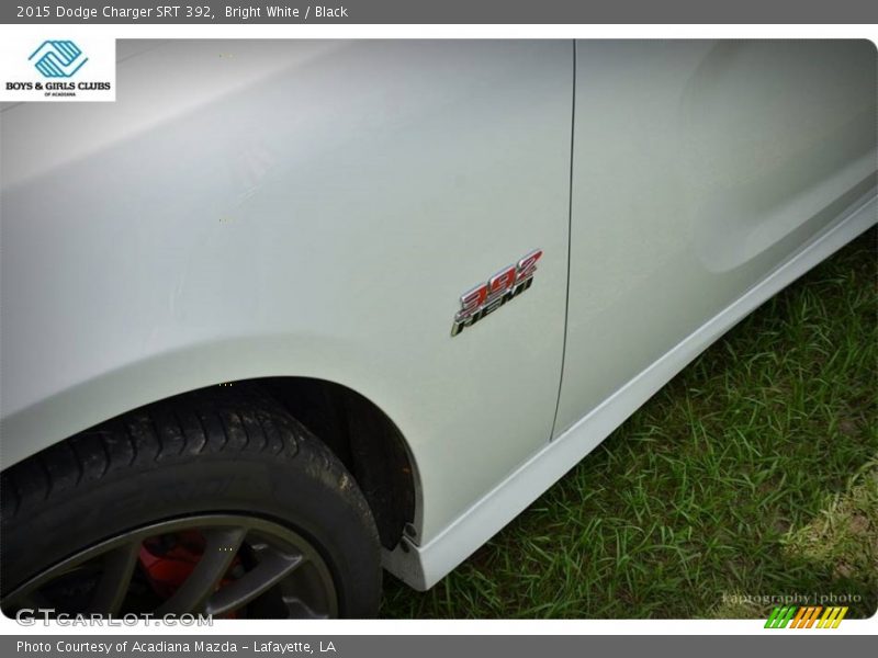 Bright White / Black 2015 Dodge Charger SRT 392