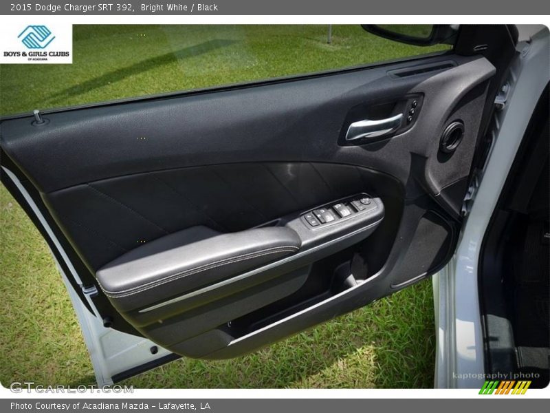Bright White / Black 2015 Dodge Charger SRT 392