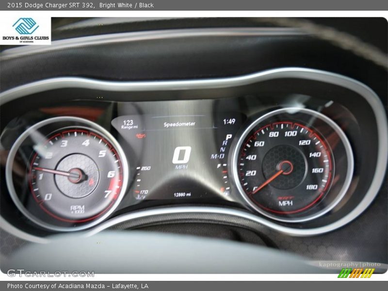 Bright White / Black 2015 Dodge Charger SRT 392