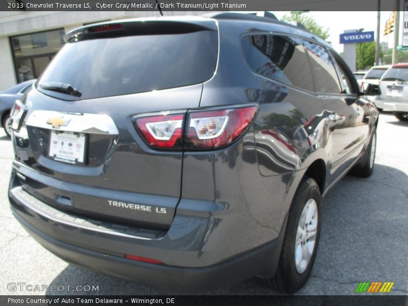 Cyber Gray Metallic / Dark Titanium/Light Titanium 2013 Chevrolet Traverse LS