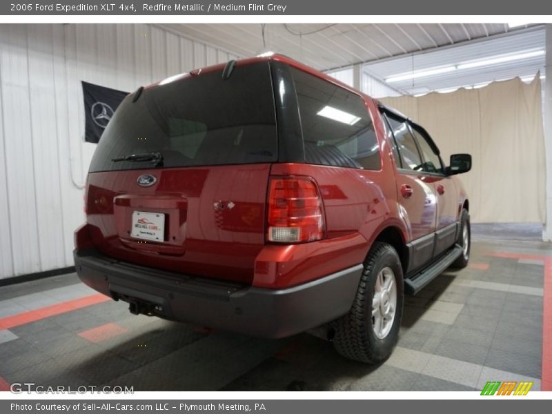 Redfire Metallic / Medium Flint Grey 2006 Ford Expedition XLT 4x4