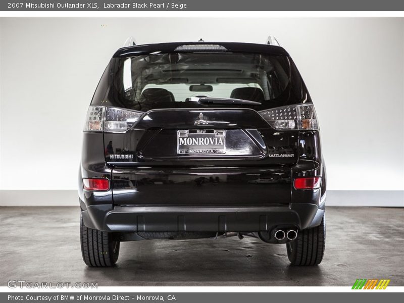 Labrador Black Pearl / Beige 2007 Mitsubishi Outlander XLS