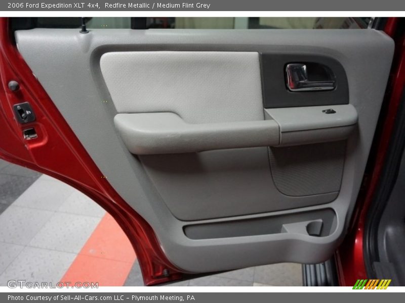 Redfire Metallic / Medium Flint Grey 2006 Ford Expedition XLT 4x4