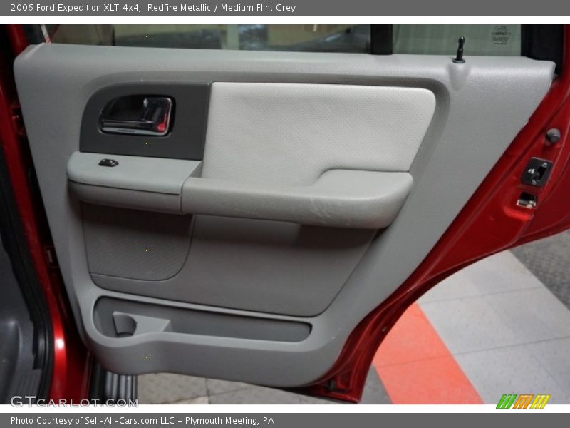 Redfire Metallic / Medium Flint Grey 2006 Ford Expedition XLT 4x4