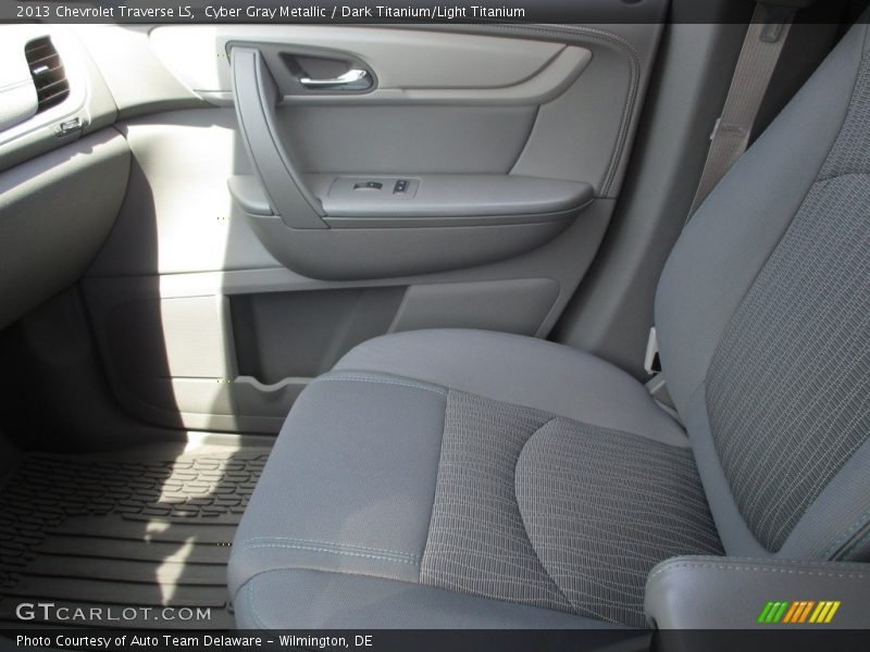 Cyber Gray Metallic / Dark Titanium/Light Titanium 2013 Chevrolet Traverse LS