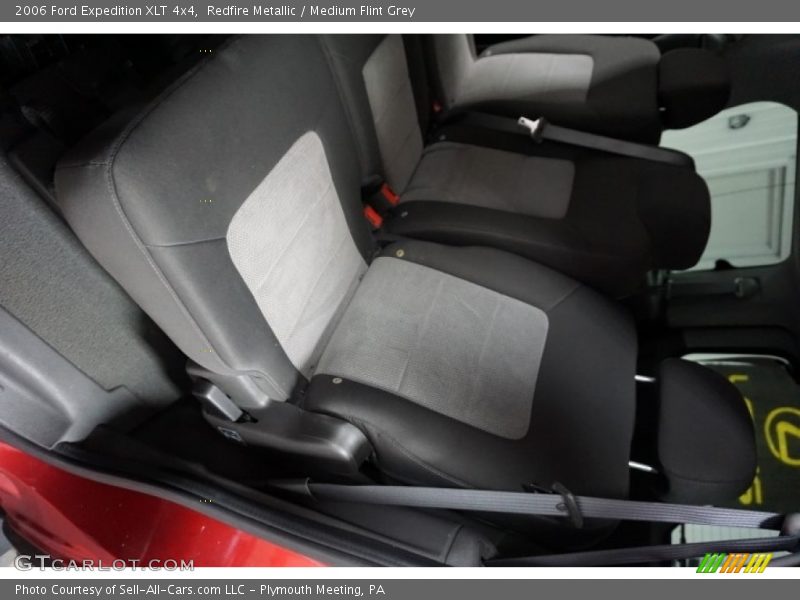 Redfire Metallic / Medium Flint Grey 2006 Ford Expedition XLT 4x4
