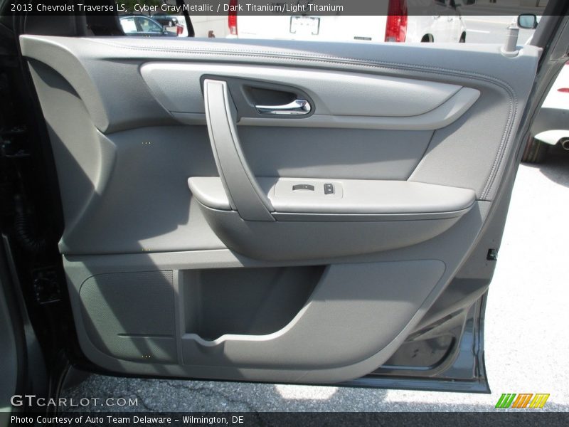 Cyber Gray Metallic / Dark Titanium/Light Titanium 2013 Chevrolet Traverse LS