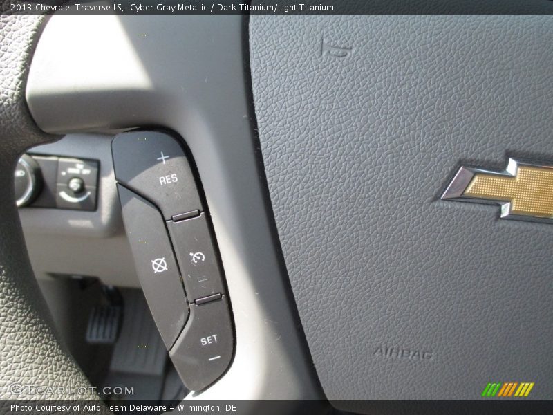 Cyber Gray Metallic / Dark Titanium/Light Titanium 2013 Chevrolet Traverse LS