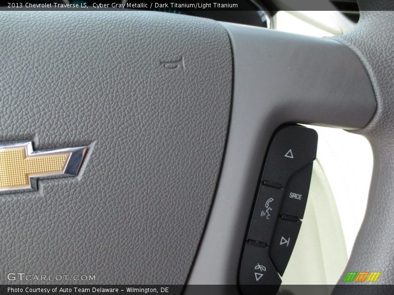 Cyber Gray Metallic / Dark Titanium/Light Titanium 2013 Chevrolet Traverse LS