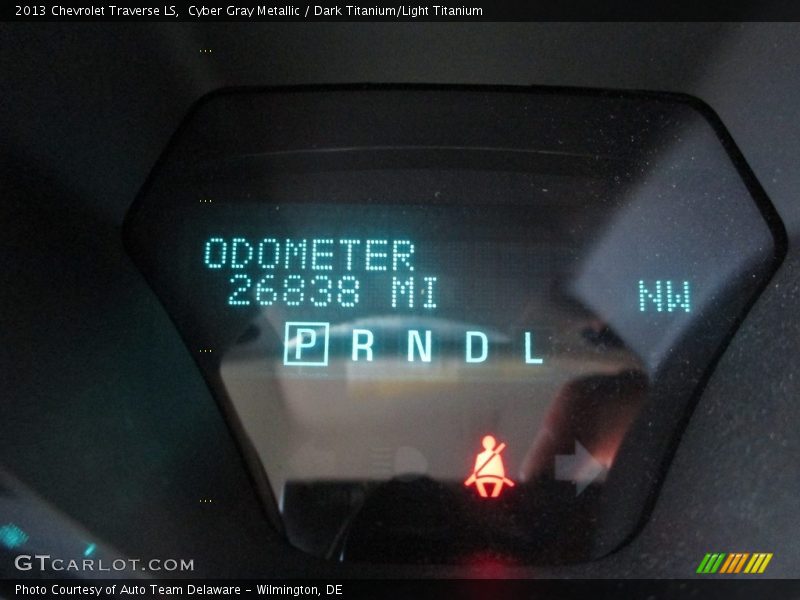 Cyber Gray Metallic / Dark Titanium/Light Titanium 2013 Chevrolet Traverse LS