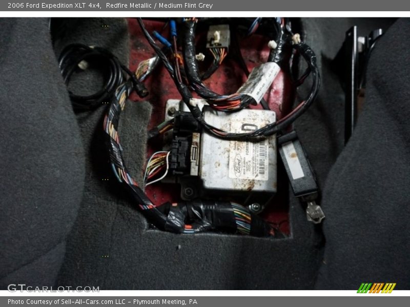 Redfire Metallic / Medium Flint Grey 2006 Ford Expedition XLT 4x4