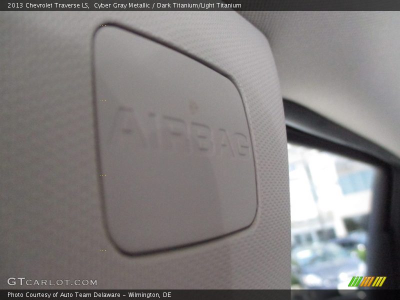 Cyber Gray Metallic / Dark Titanium/Light Titanium 2013 Chevrolet Traverse LS