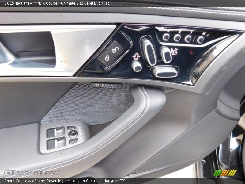 Ultimate Black Metallic / Jet 2015 Jaguar F-TYPE R Coupe