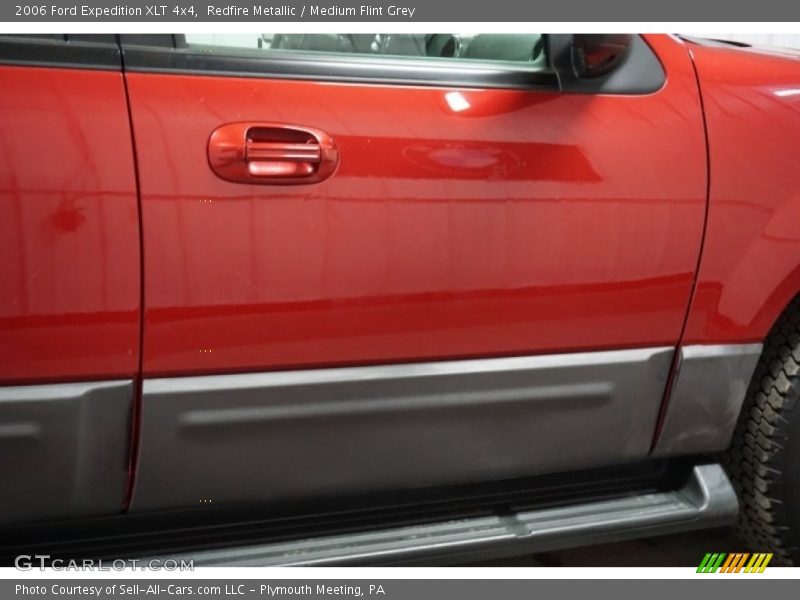 Redfire Metallic / Medium Flint Grey 2006 Ford Expedition XLT 4x4