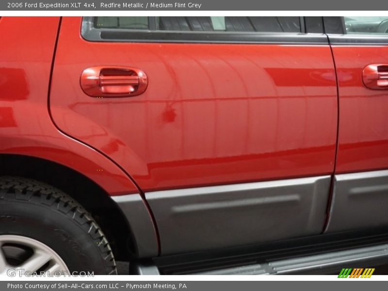 Redfire Metallic / Medium Flint Grey 2006 Ford Expedition XLT 4x4
