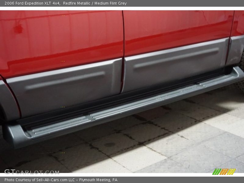 Redfire Metallic / Medium Flint Grey 2006 Ford Expedition XLT 4x4