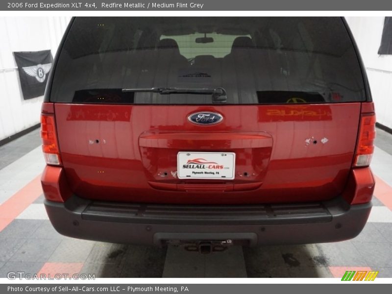 Redfire Metallic / Medium Flint Grey 2006 Ford Expedition XLT 4x4