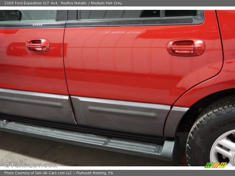 Redfire Metallic / Medium Flint Grey 2006 Ford Expedition XLT 4x4