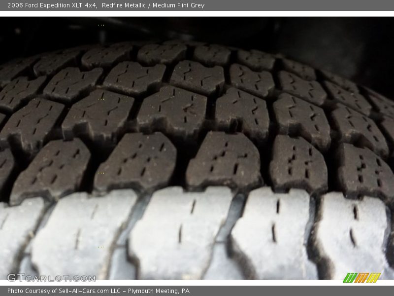 Redfire Metallic / Medium Flint Grey 2006 Ford Expedition XLT 4x4