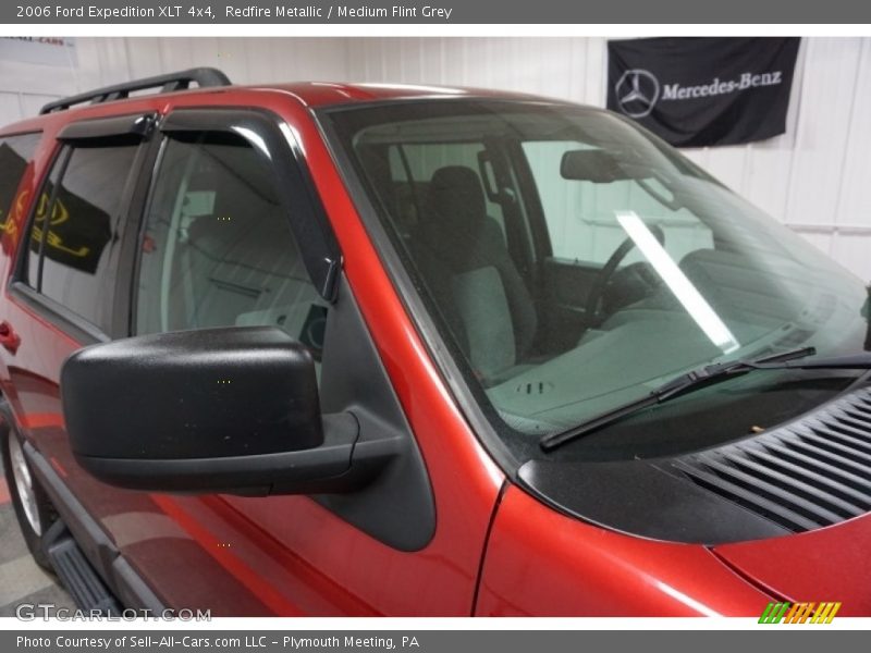 Redfire Metallic / Medium Flint Grey 2006 Ford Expedition XLT 4x4