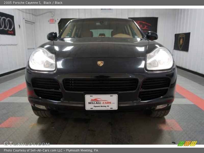Black / Black 2005 Porsche Cayenne S