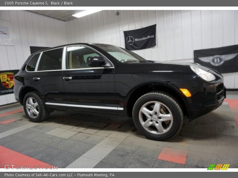 Black / Black 2005 Porsche Cayenne S
