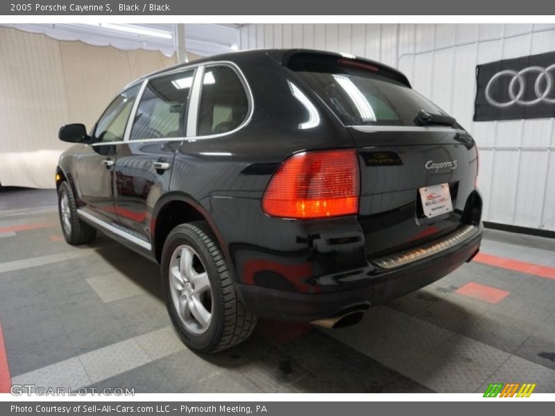 Black / Black 2005 Porsche Cayenne S