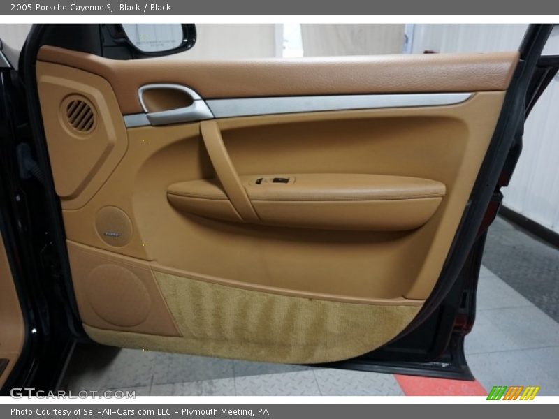 Black / Black 2005 Porsche Cayenne S