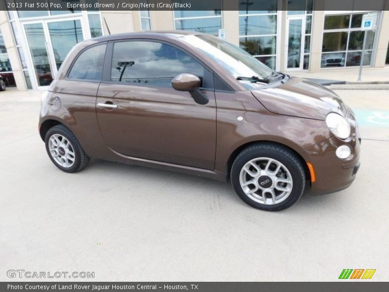 Espresso (Brown) / Grigio/Nero (Gray/Black) 2013 Fiat 500 Pop
