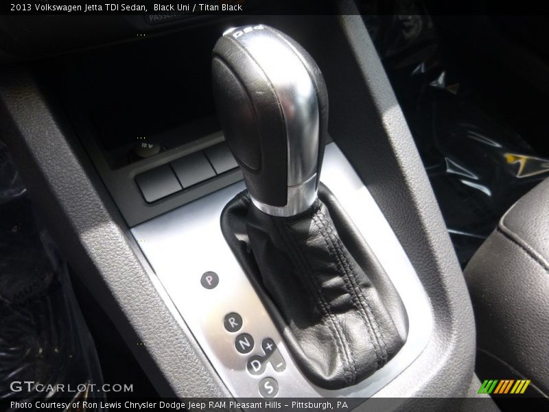 Black Uni / Titan Black 2013 Volkswagen Jetta TDI Sedan
