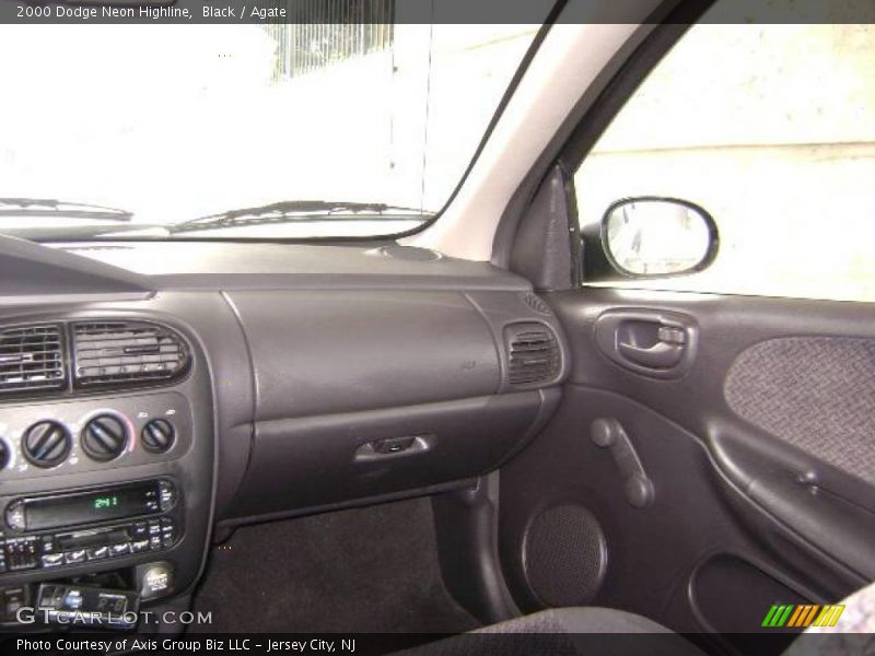 Black / Agate 2000 Dodge Neon Highline